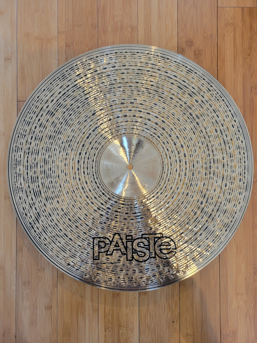 Cymbals Paiste 22" Signature Traditionals Light Ride Philadelphia Drum & Percussion