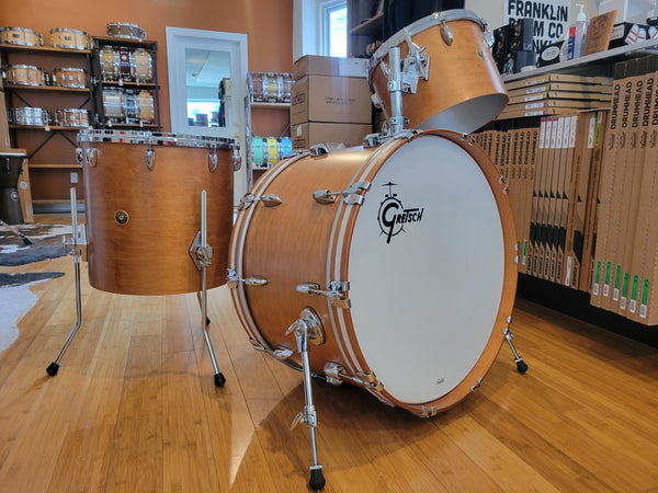 Drum Kits - Gretsch USA Custom 14x24 9x13 (Concert Tom) 16x16 (Concert Tom) (Satin Classic Maple)
