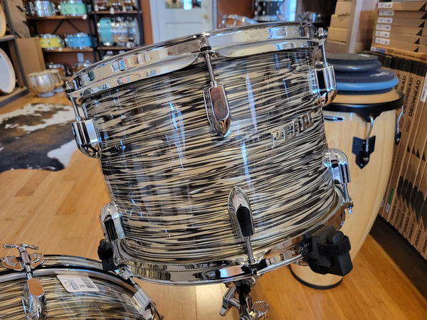 Drum Kits - Pearl President Series Deluxe 14x22 9x13 16x16 (Desert Ripple)