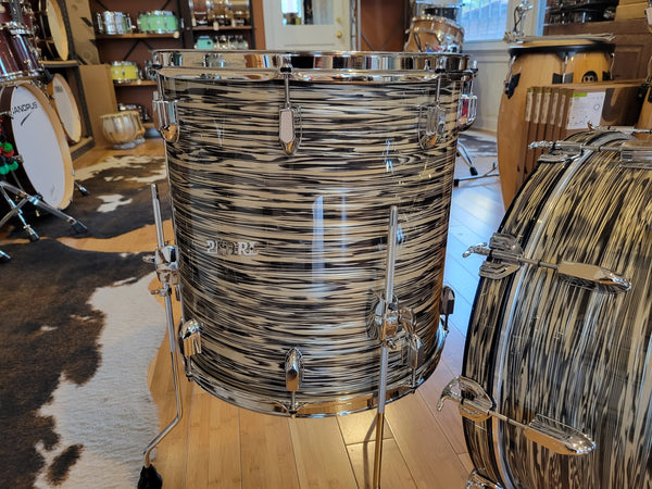 Drum Kits - Pearl President Series Deluxe 14x22 9x13 16x16 (Desert Ripple)