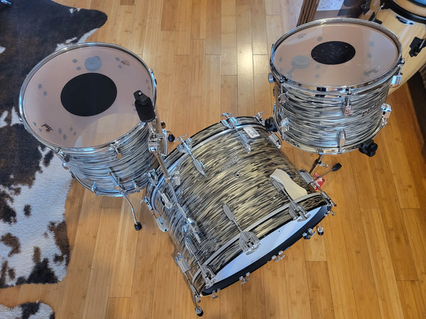 Drum Kits - Pearl President Series Deluxe 14x22 9x13 16x16 (Desert Ripple)