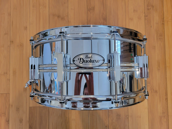 Snares - Pearl 6.5x14 Duoluxe Chrome Over Brass Snare Drum