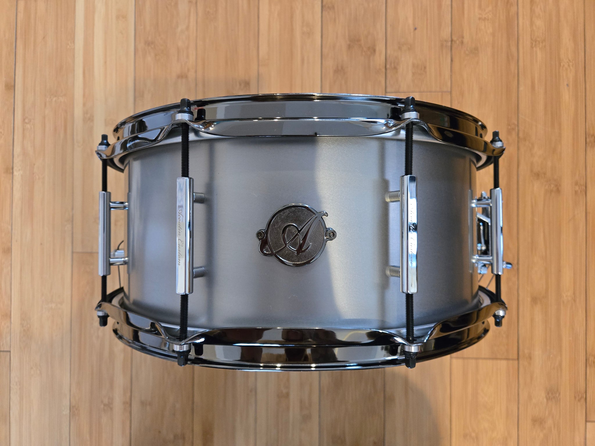 Snares - Acoutin Custom 6.5x14 Black Tie Nickel Iron Snare Drum