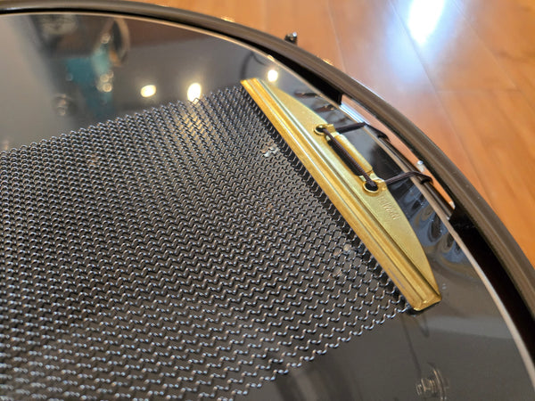 Snares - Acoutin Custom 6.5x14 Black Tie Nickel Iron Snare Drum