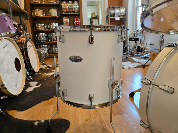 Drum Kits - Pearl 18x22 7x10 8x12 16x16 5.5x14 Decade Maple (White Satin Pearl)