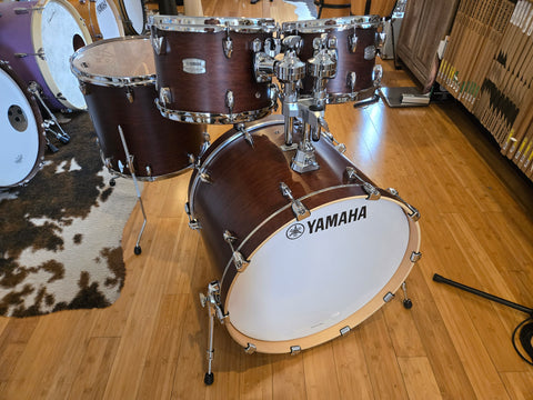 Drum Kits - Yamaha Tour Custom 16x22 7x10 8x12 15x16 (Chocolate Satin)