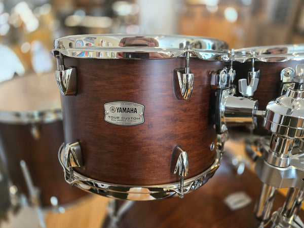 Drum Kits - Yamaha Tour Custom 16x22 7x10 8x12 15x16 (Chocolate Satin)