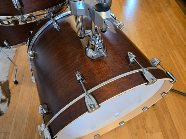 Drum Kits - Yamaha Tour Custom 16x22 7x10 8x12 15x16 (Chocolate Satin)