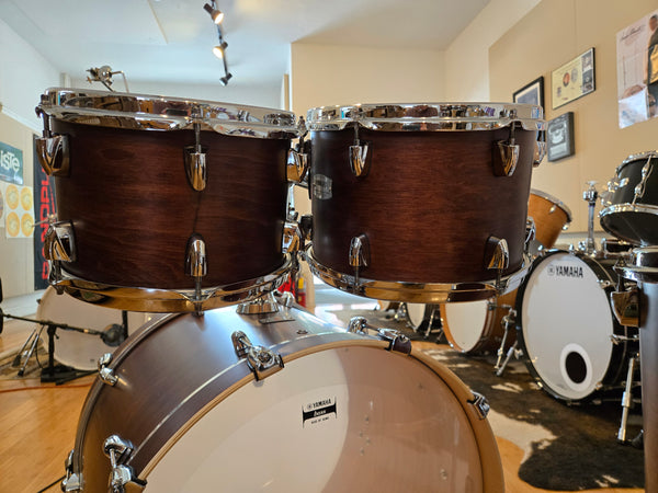Drum Kits - Yamaha Tour Custom 16x22 7x10 8x12 15x16 (Chocolate Satin)