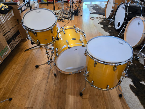 Drum Kits - Pearl 16x22 9x13 16x16 Masters Maple Pure (Antique Gold)