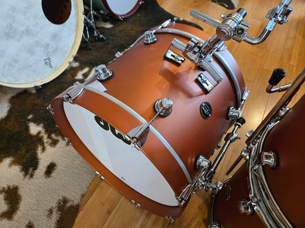 Drum Kits - (Used) DW Performance Series 7pc Shell Bank 7x8 8x10 8x12 14x14 14x14 14x18 14x22 (Hard Satin American Rust)