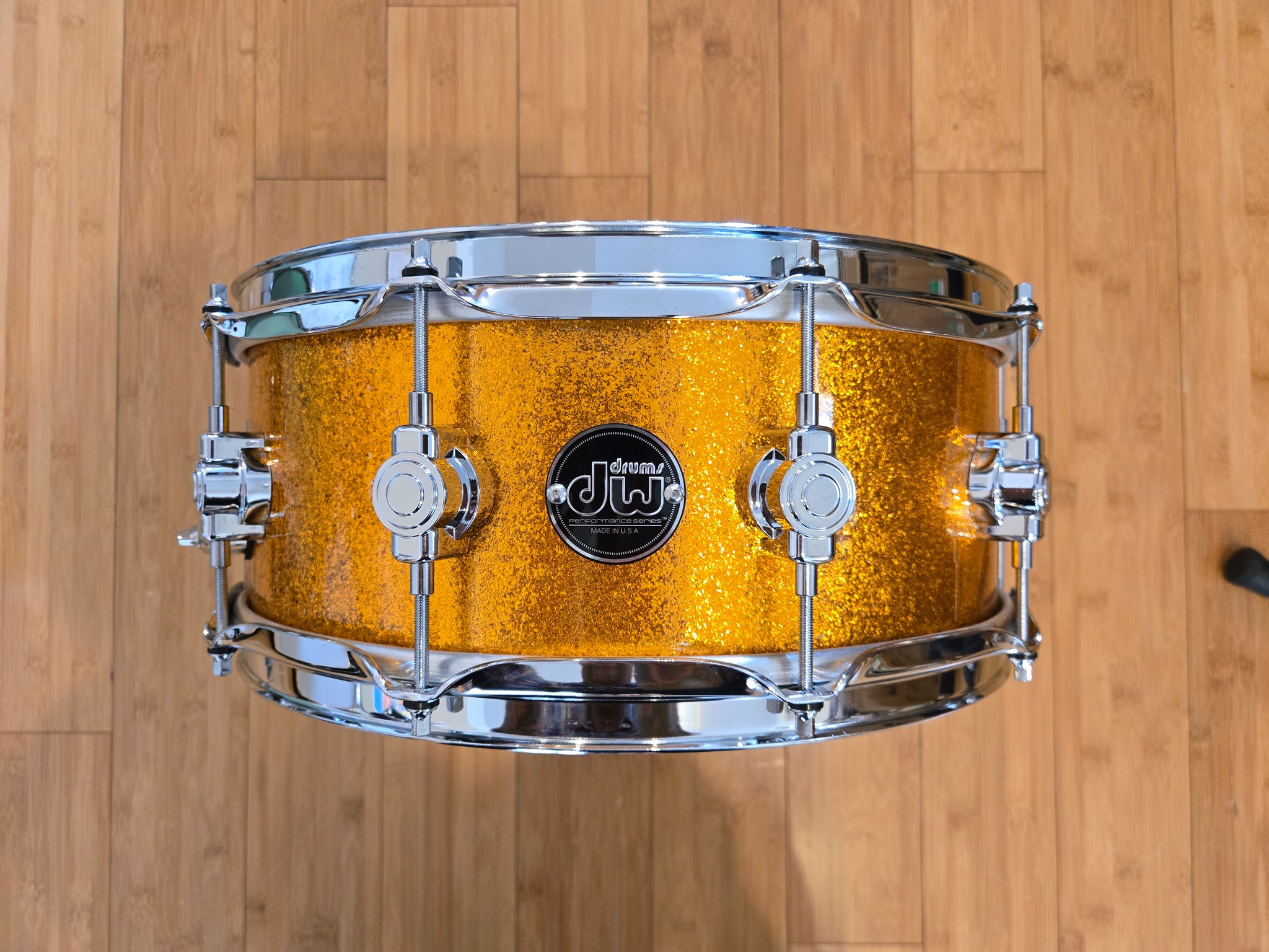Snares - (Used) DW Performance Series 6.5x14 Snare Drum (Gold Sparkle)