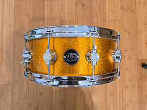 Snares - (Used) DW Performance Series 6.5x14 Snare Drum (Gold Sparkle)