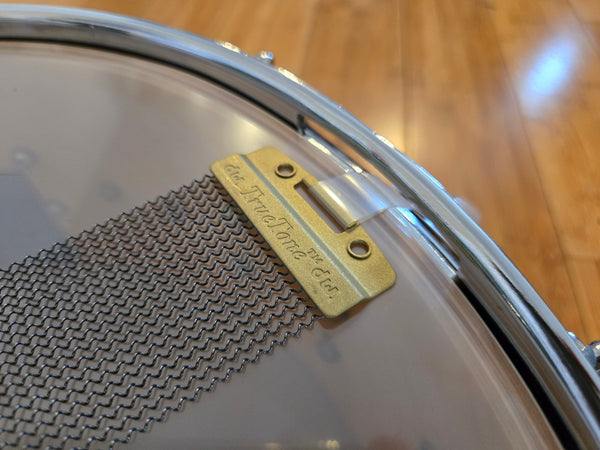 Snares - (Used) DW Performance Series 6.5x14 Snare Drum (Gold Sparkle)