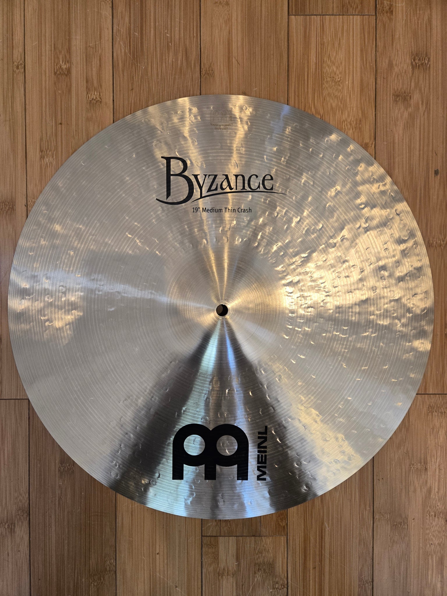 Cymbals - Meinl Byzance 19" Traditional Medium Thin Crash