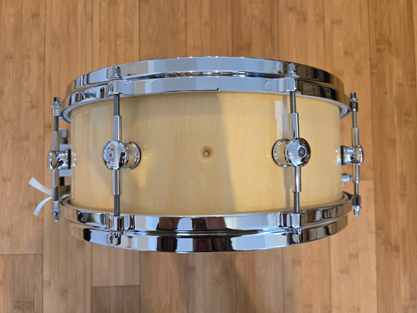 Snares - Sugar Percussion 5.5x14 Alaskan Cedar Snare Drum