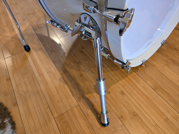 Drum Kits - Yamaha Absolute Hybrid Maple 14x22 9x13 15x16 Drum Kit (Polar White)