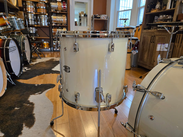 Drum Kits - Yamaha Absolute Hybrid Maple 14x22 9x13 15x16 Drum Kit (Polar White)