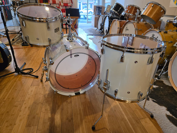 Drum Kits - Yamaha Absolute Hybrid Maple 14x22 9x13 15x16 Drum Kit (Polar White)