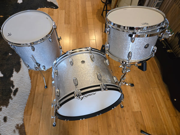 Drum Kits - Gretsch 14x22 9x13 16x16 Brooklyn (Silver Sparkle)