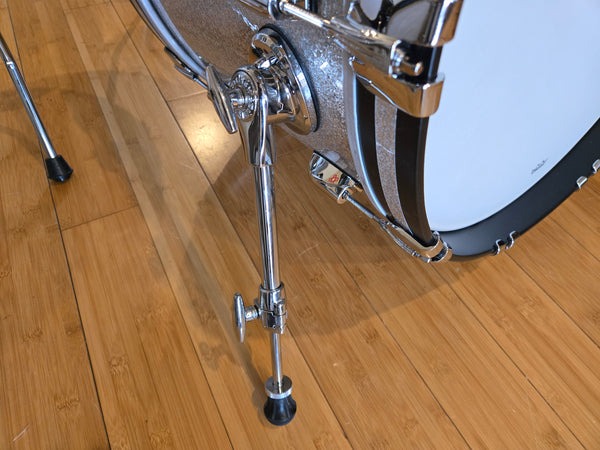 Drum Kits - Gretsch 14x22 9x13 16x16 Brooklyn (Silver Sparkle)