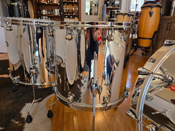 Drum Kits - Pearl Reference One Music City Custom 16x22 8x12 14x16 16x18 (Mirror Chrome)