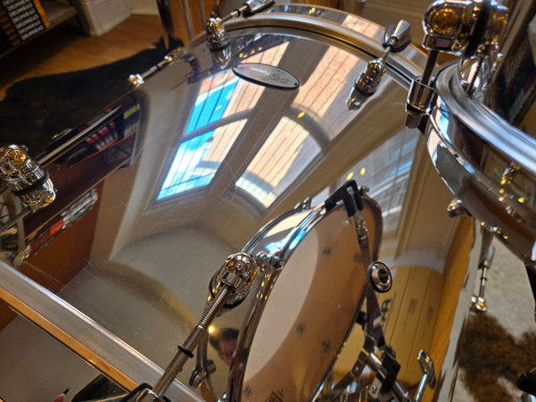 Drum Kits - Pearl Reference One Music City Custom 16x22 8x12 14x16 16x18 (Mirror Chrome)