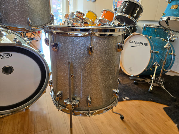 Drum Kits - (Used) Yamaha 16x20 7x10 8x12 13x14 Oak Custom Made in Japan (Silver Sparkle)